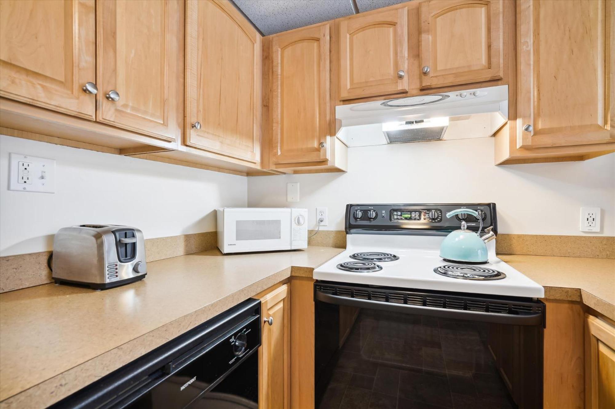 Spacious Northbrook 3 Townhouse Only 2 Miles From Restaurants & Nightlife Килингтън Екстериор снимка