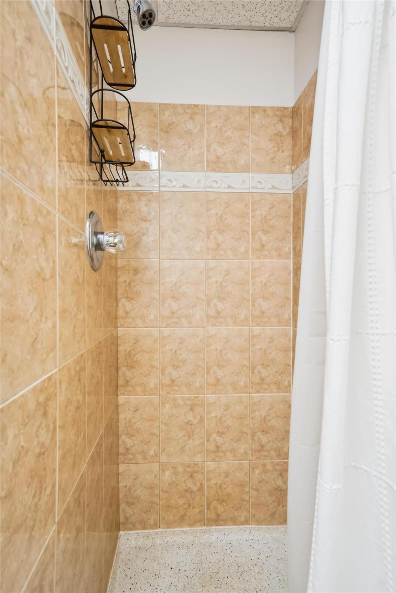 Spacious Northbrook 3 Townhouse Only 2 Miles From Restaurants & Nightlife Килингтън Екстериор снимка