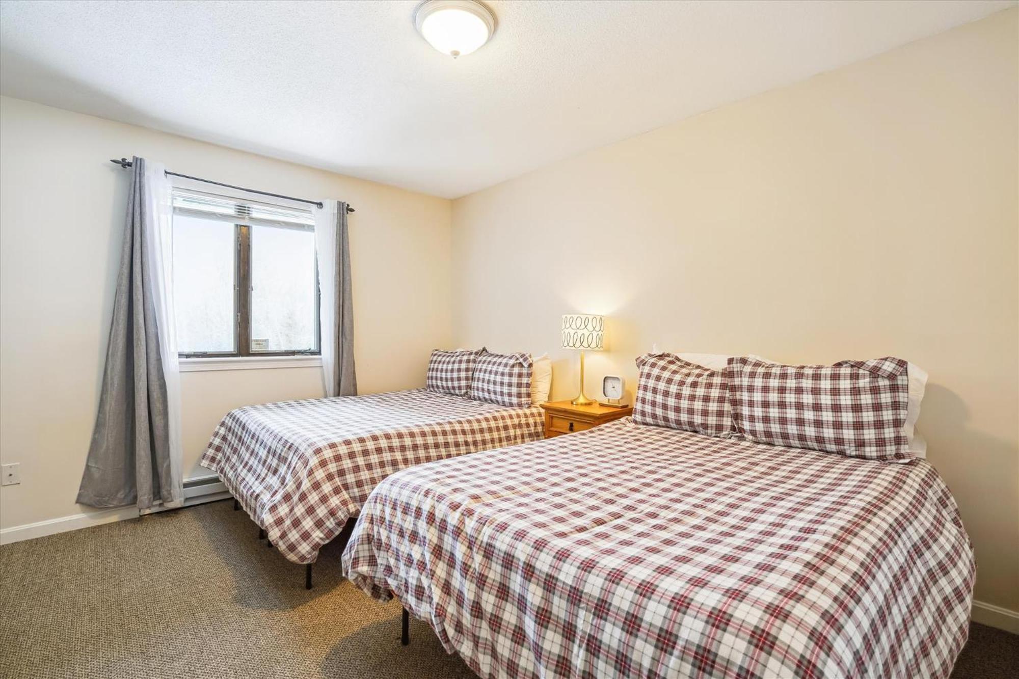 Spacious Northbrook 3 Townhouse Only 2 Miles From Restaurants & Nightlife Килингтън Екстериор снимка